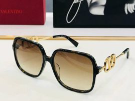 Picture of Valentino Sunglasses _SKUfw56868020fw